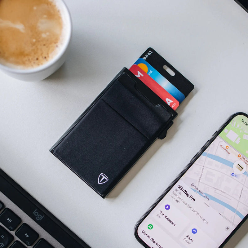 SlimTag® Pro Tracking Card
